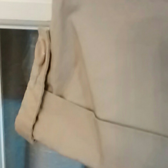 Shorts - Picture 2 of 3