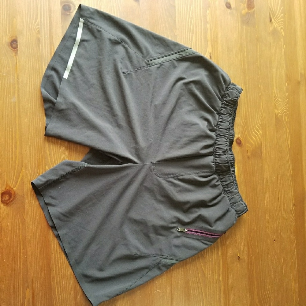 Men's Lululemon shorts medium