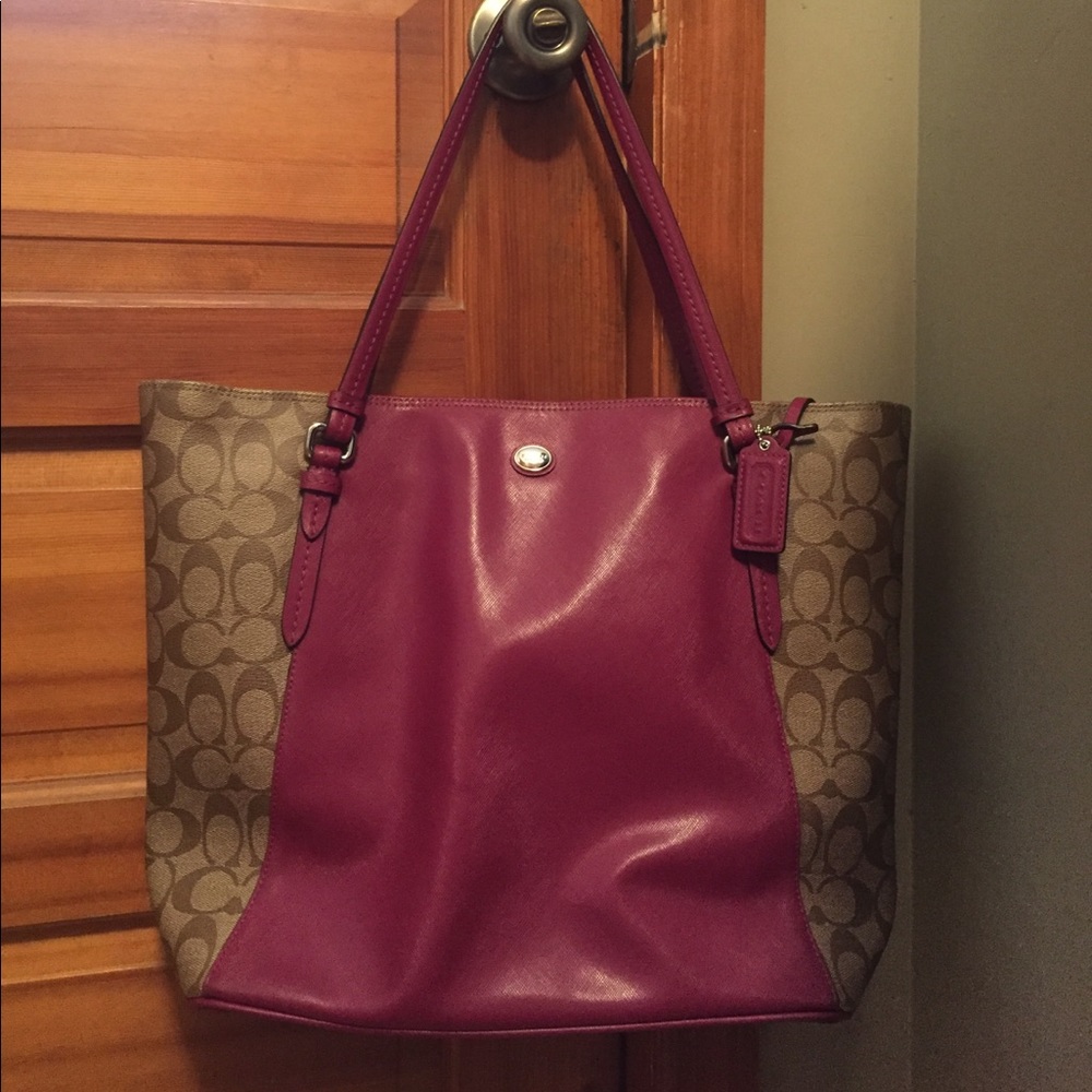 Coach Purple and Brown Tote Leather SIGNATURE