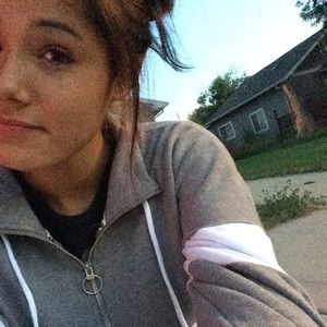 Meet your Posher, Kassie