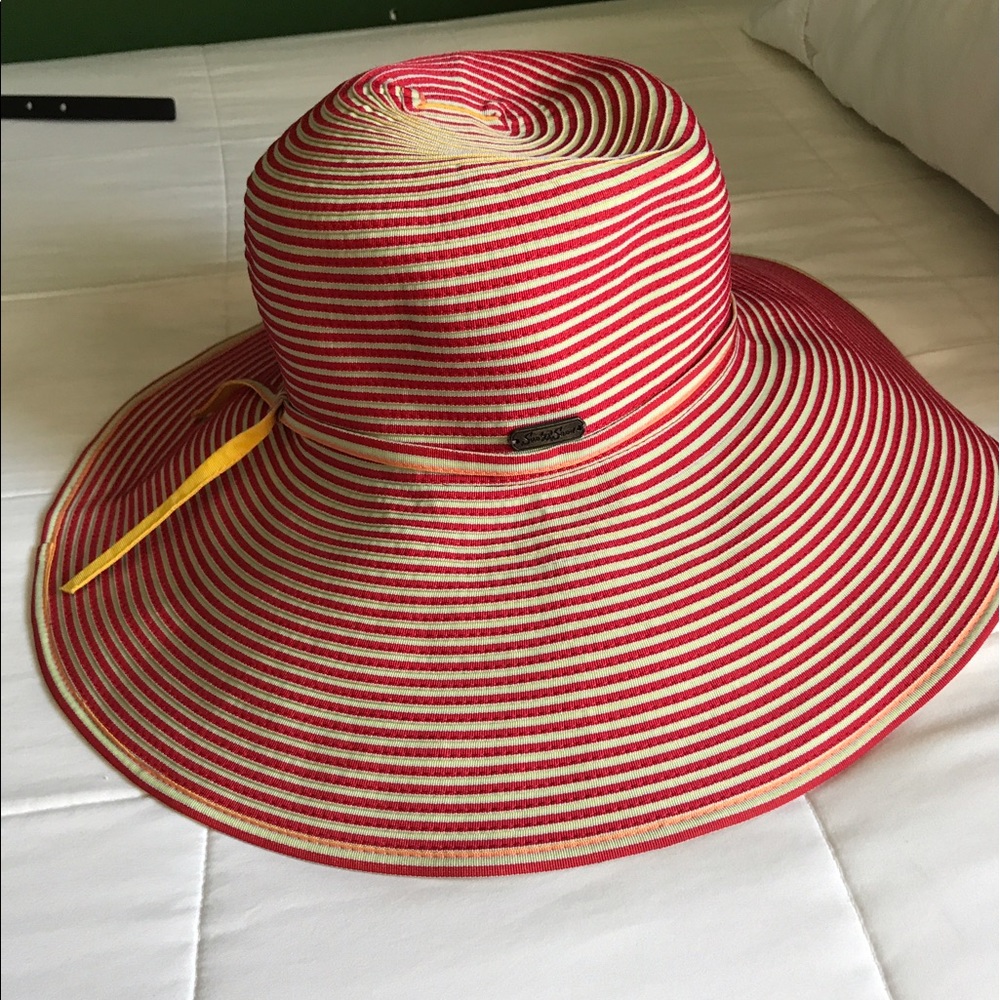 Sun hat