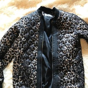 Vero Moda Leopard Puffy Bomber
