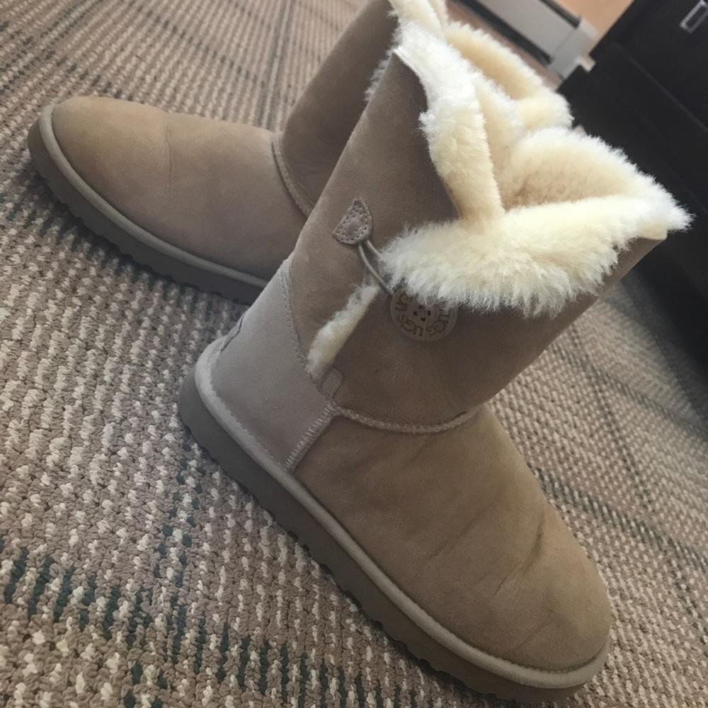 Authentic Ugg Boots