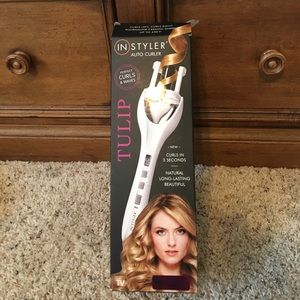 In styler Tulip auto curler!