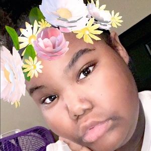 Meet your Posher, Kaleigh