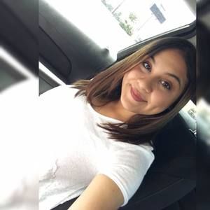 Meet your Posher, Alexandra