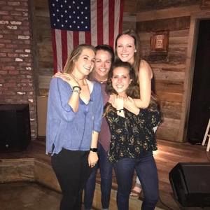 Meet your Posher, Emily