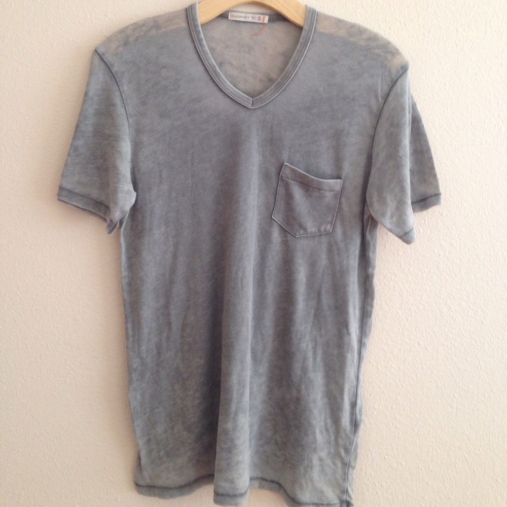 Alternative V-Neck Tee Size Small