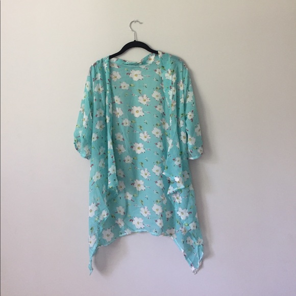 Kimono - Picture 2 of 2