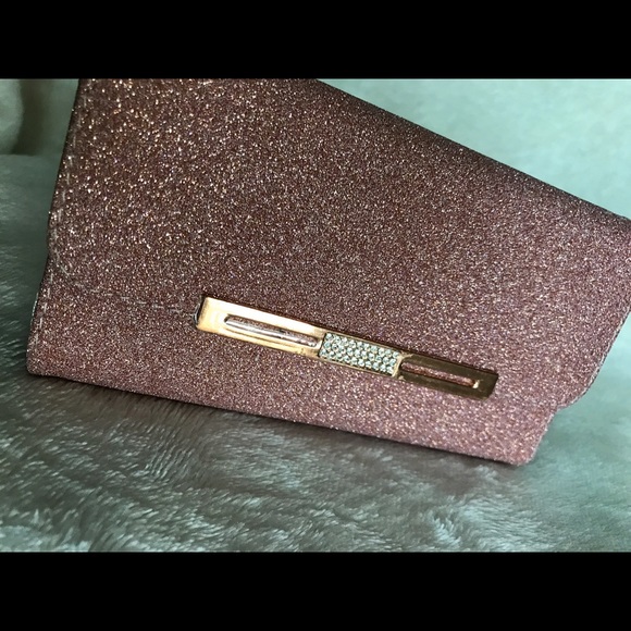 Wallet/Magnetic Phone Case - Picture 2 of 6