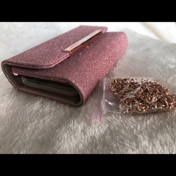Wallet/Magnetic Phone Case - Picture 4 of 6