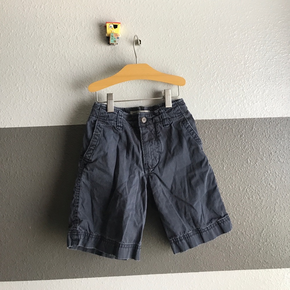"SuperLooseFit" gap shorts **B3G1 Free