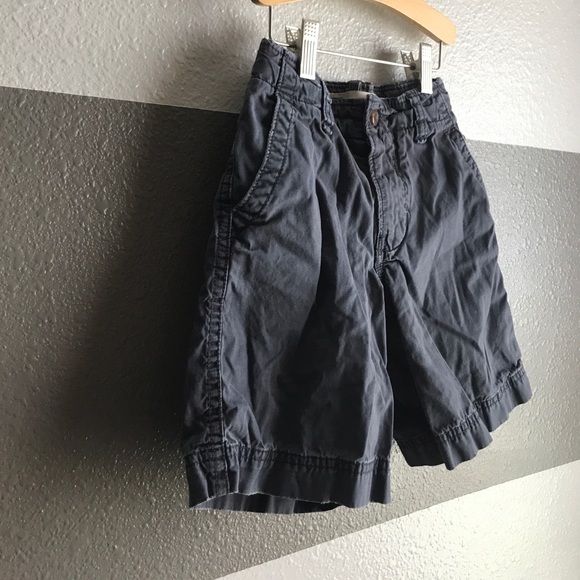 "SuperLooseFit" gap shorts **B3G1 Free - Picture 2 of 3
