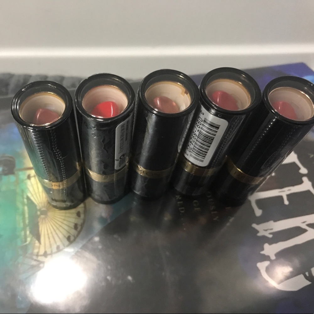 Set of 5 Revlon Lipsticks