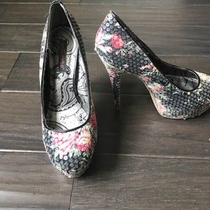 Flower heels