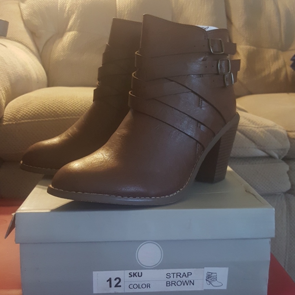 Womens Boots