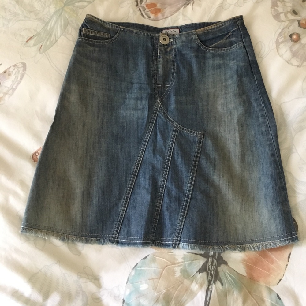 Max&Co denim skirt