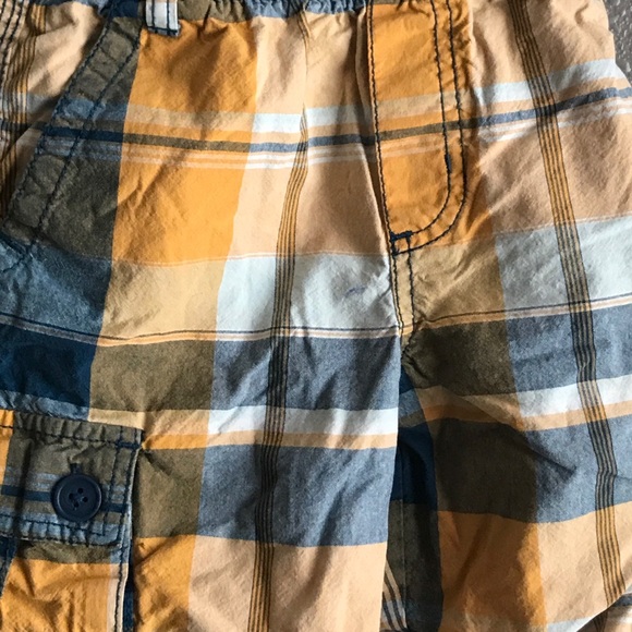 Gymboree Cargo Shorts **B3G1 Free - Picture 2 of 3
