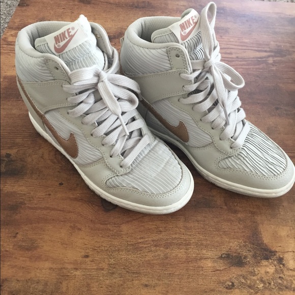 Nike Shoes - Nike sneakers