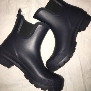 Rain boot booties, navy blue, size 7, worn once