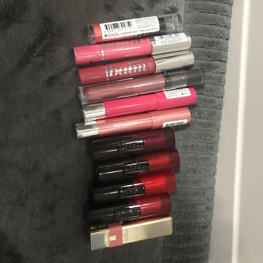 Unused/Unopened Revlon Lip Bundle