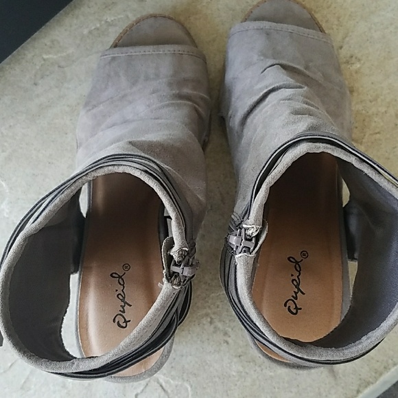 Qupid Heeled Open Toe Sandals - Picture 7 of 8