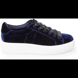 Steve Madden royal blue velvet platform sneakers
