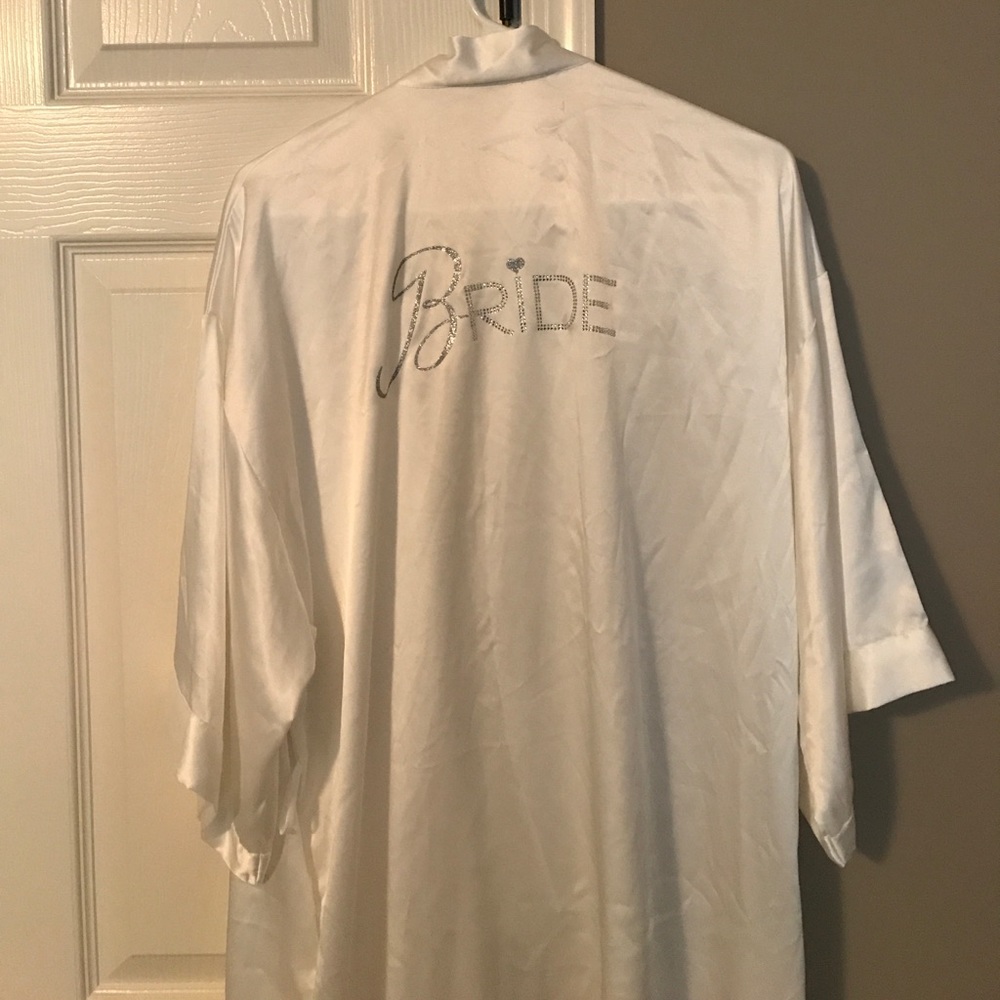 Bride silk rob
