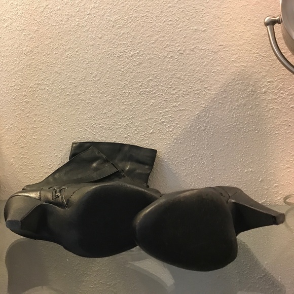 Jessica Simpson black boots - Picture 6 of 7