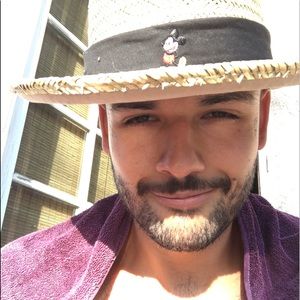 Meet your Posher, Julian