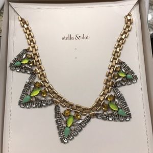 Stella & dot palmia necklace