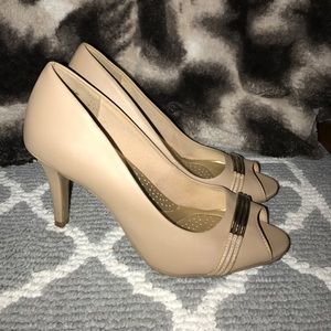 Nude heels