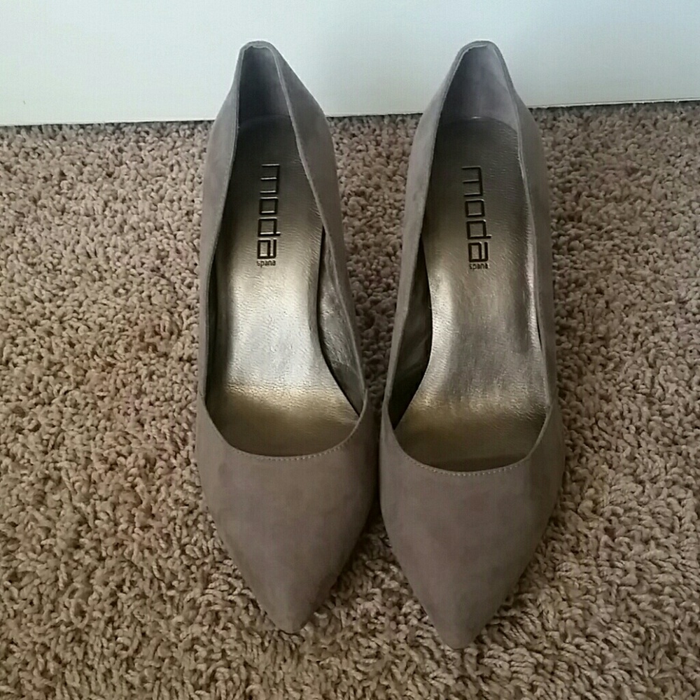 Grey felt Heels