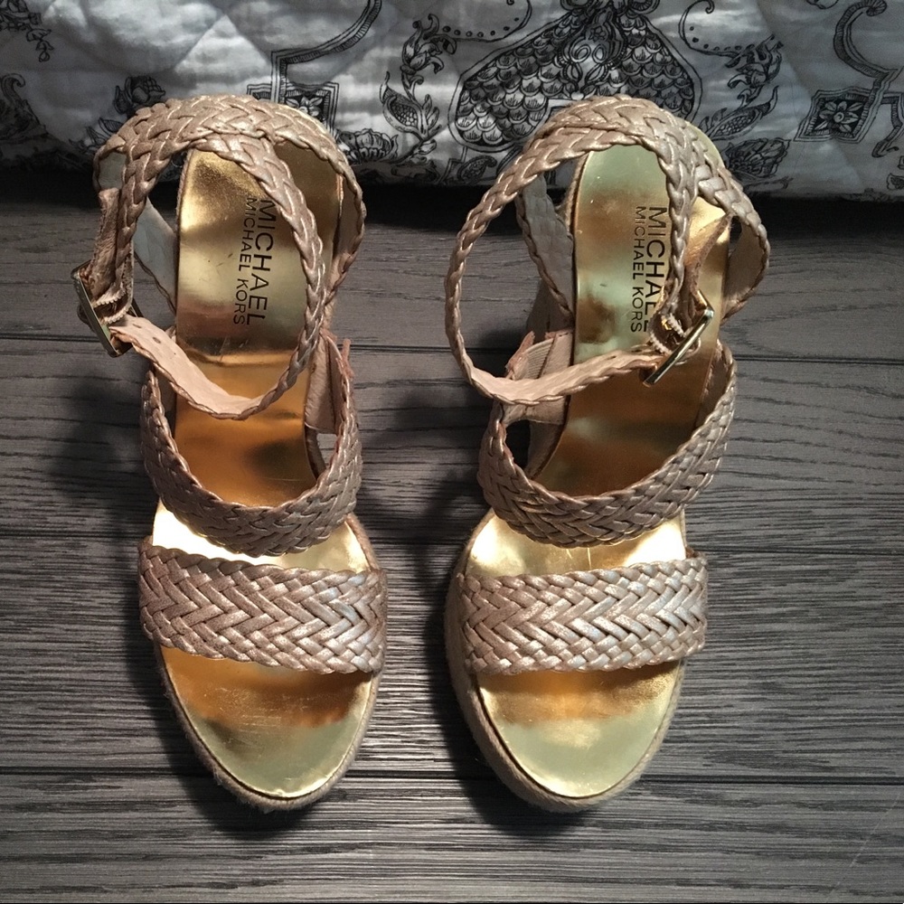 Michael Kors 5" gold wedges