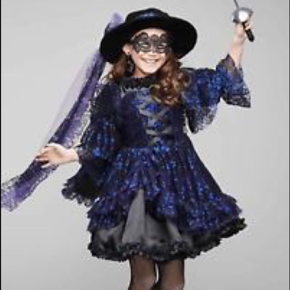 Girls Bandida Costume from Chasing Fireflies