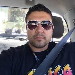 Meet your Posher, Carlos