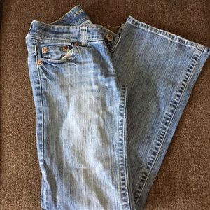 AE Boyfriend Jeans