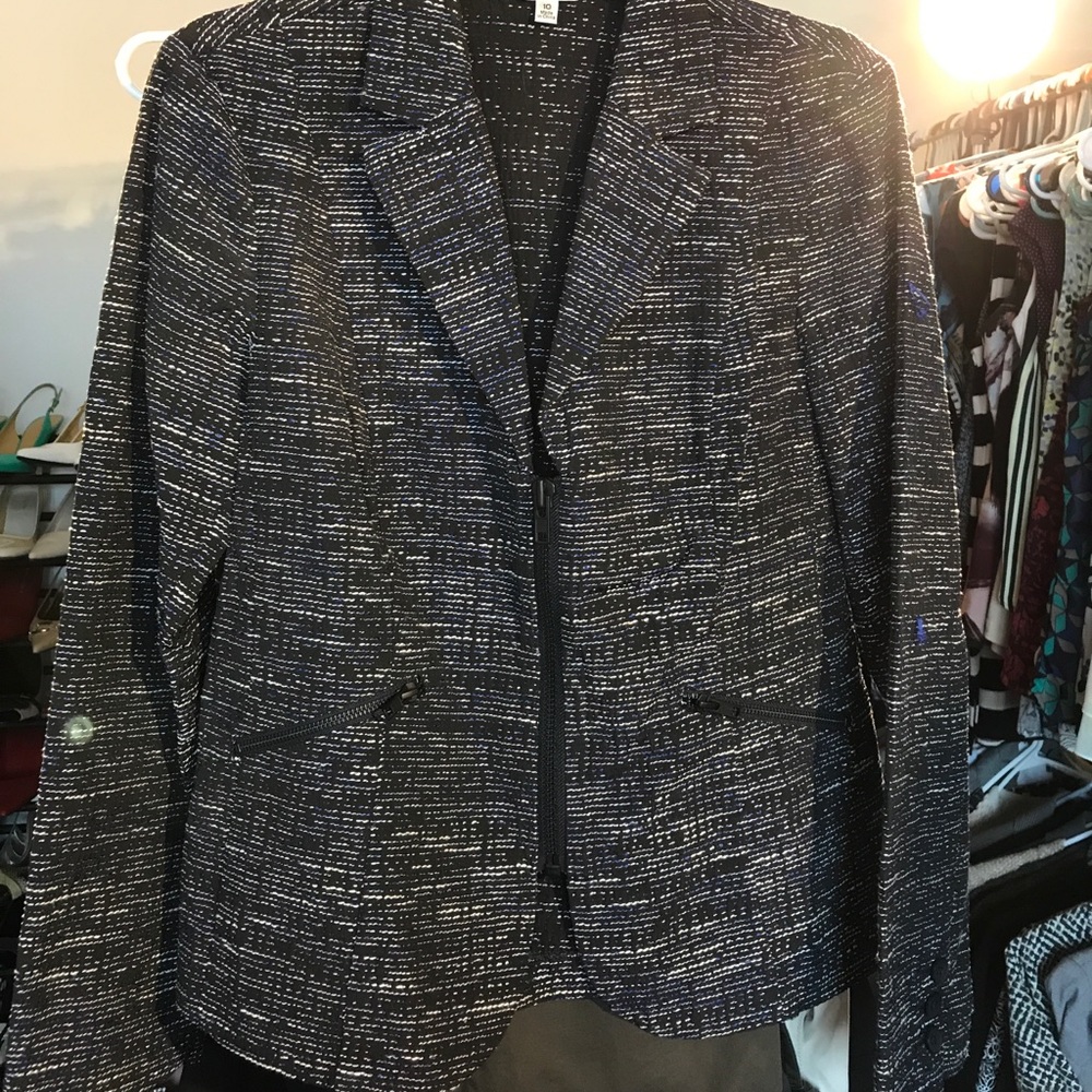 New Cabi Navy and Black Blazer. Size 10