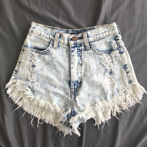 High waisted shorts - Picture 2 of 4