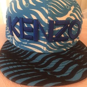 Kenzie Paris New Era Cap Hat blue black and White