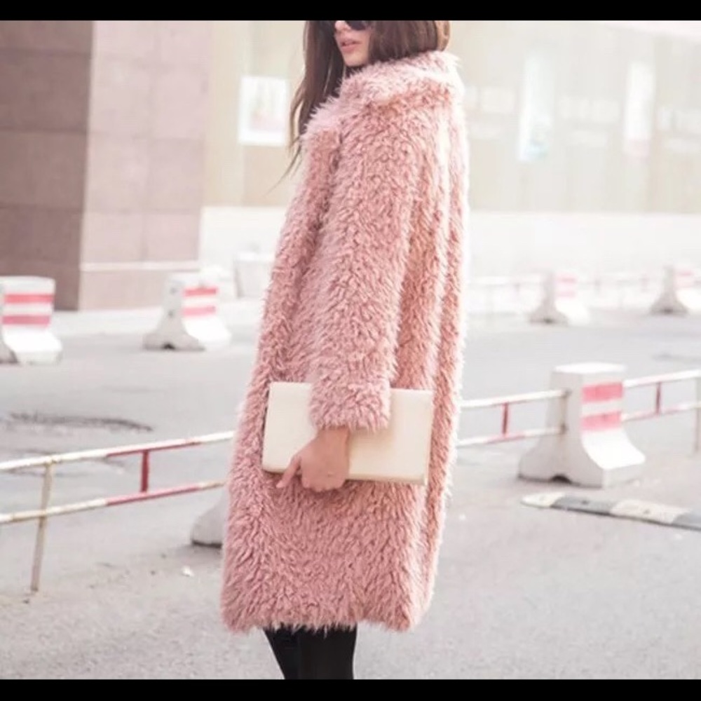 Pink Faux For coat - Picture 2 of 4
