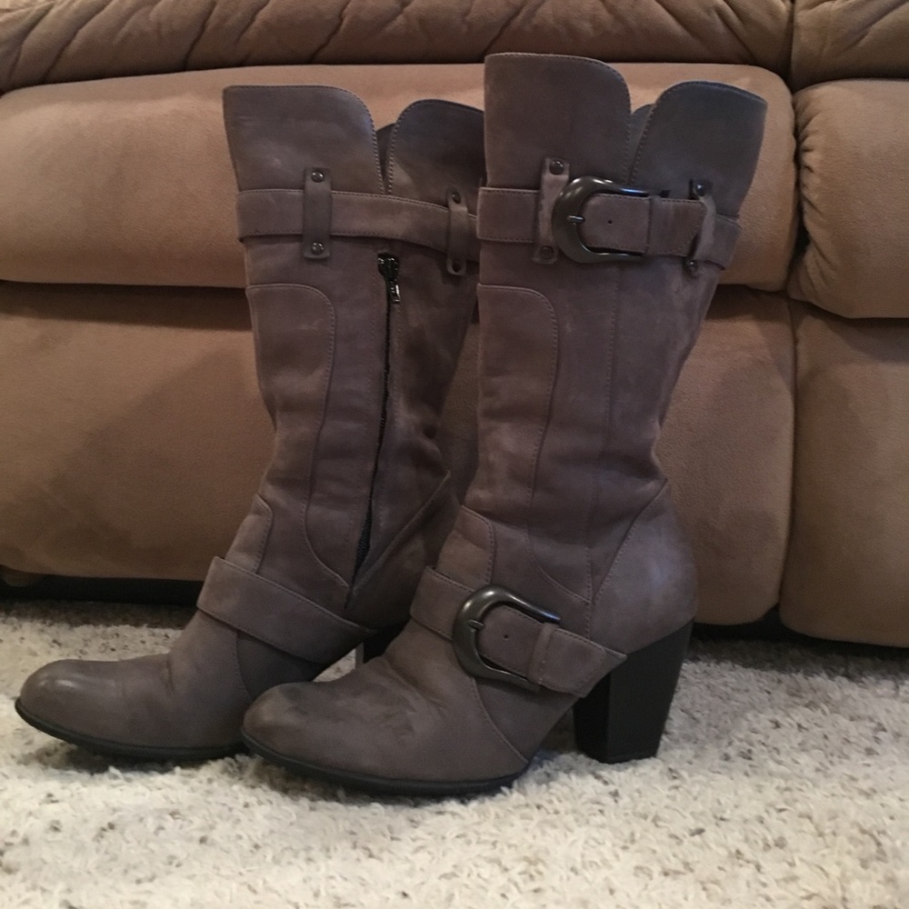 Nordstrom Born Crown Grey Sueded Boots Size 8.5