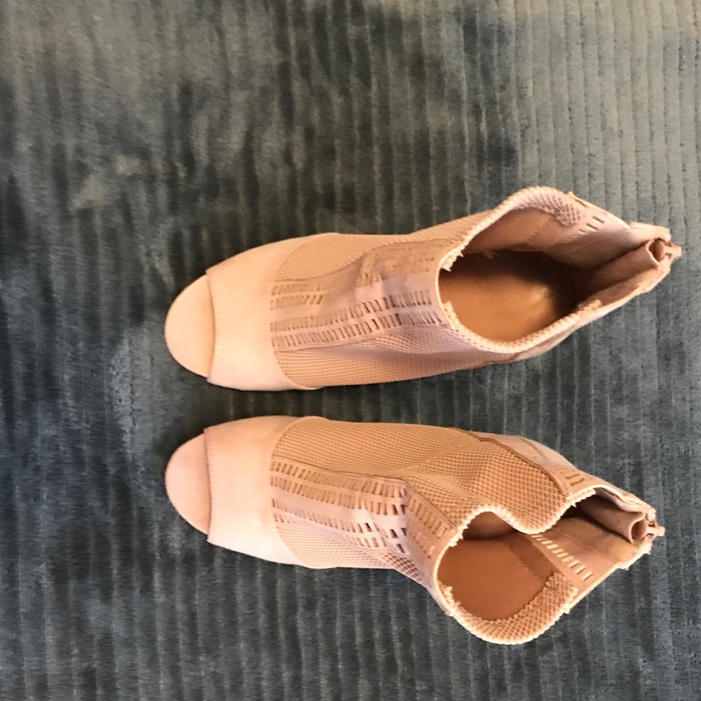 Charlotte Russe Heels - Picture 4 of 5