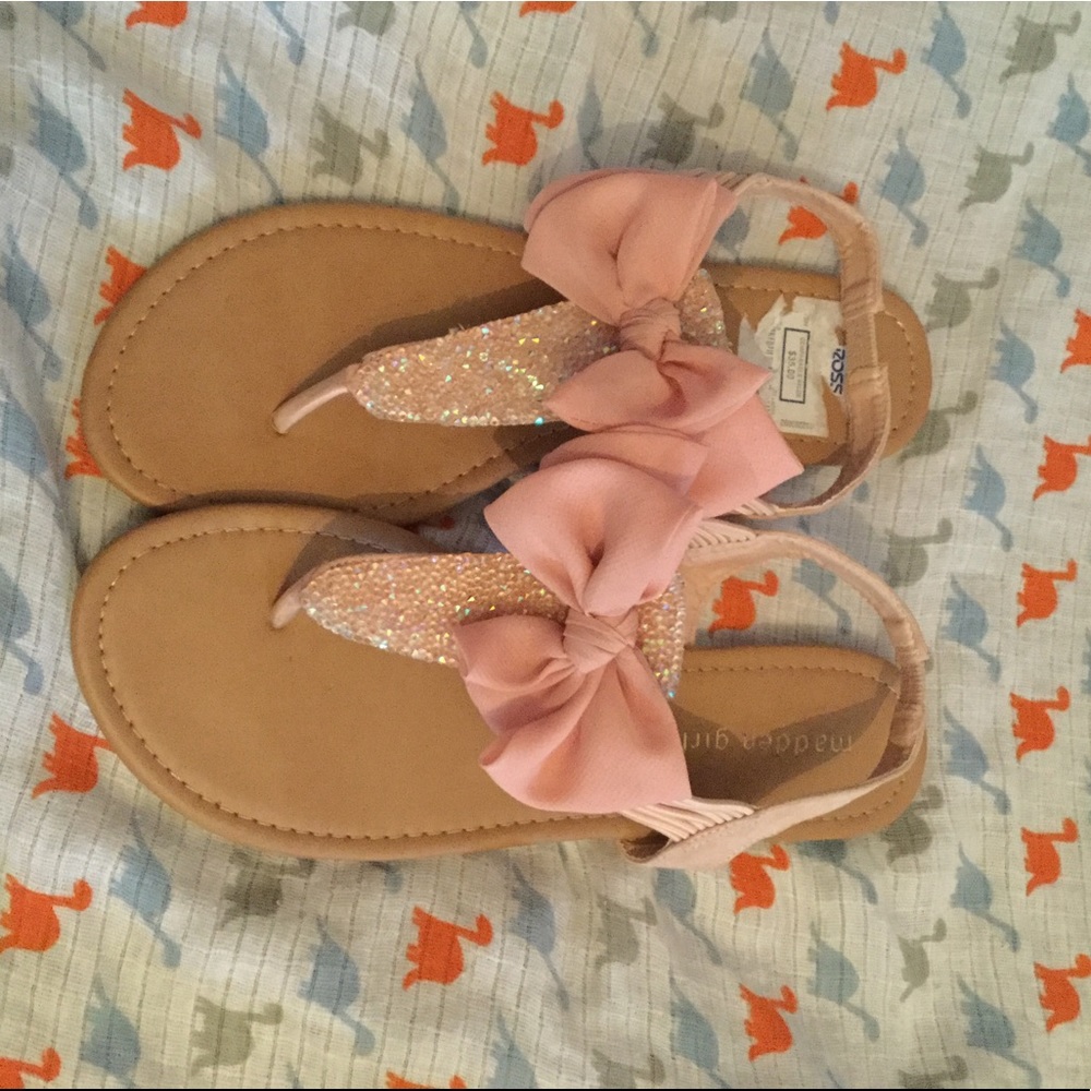 Cute girly sandals 🎀