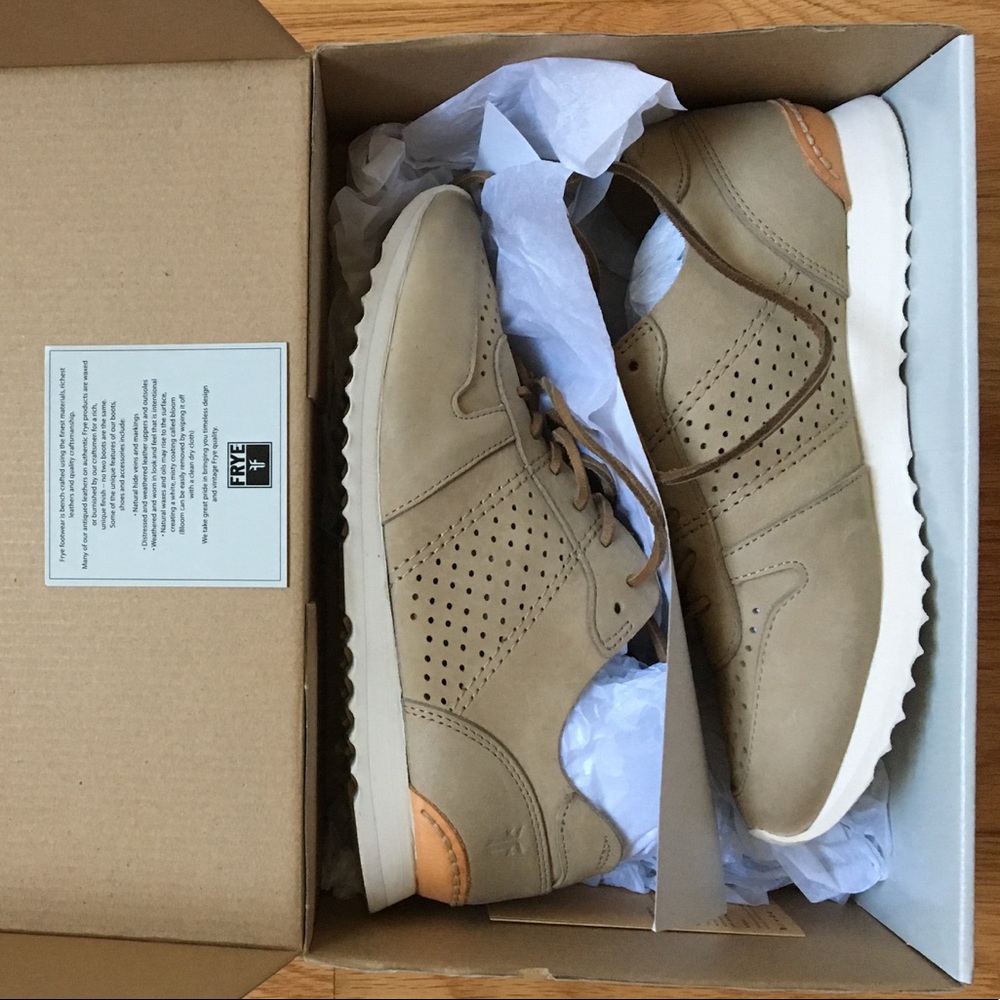 Frye Kim Runners Size 8.5