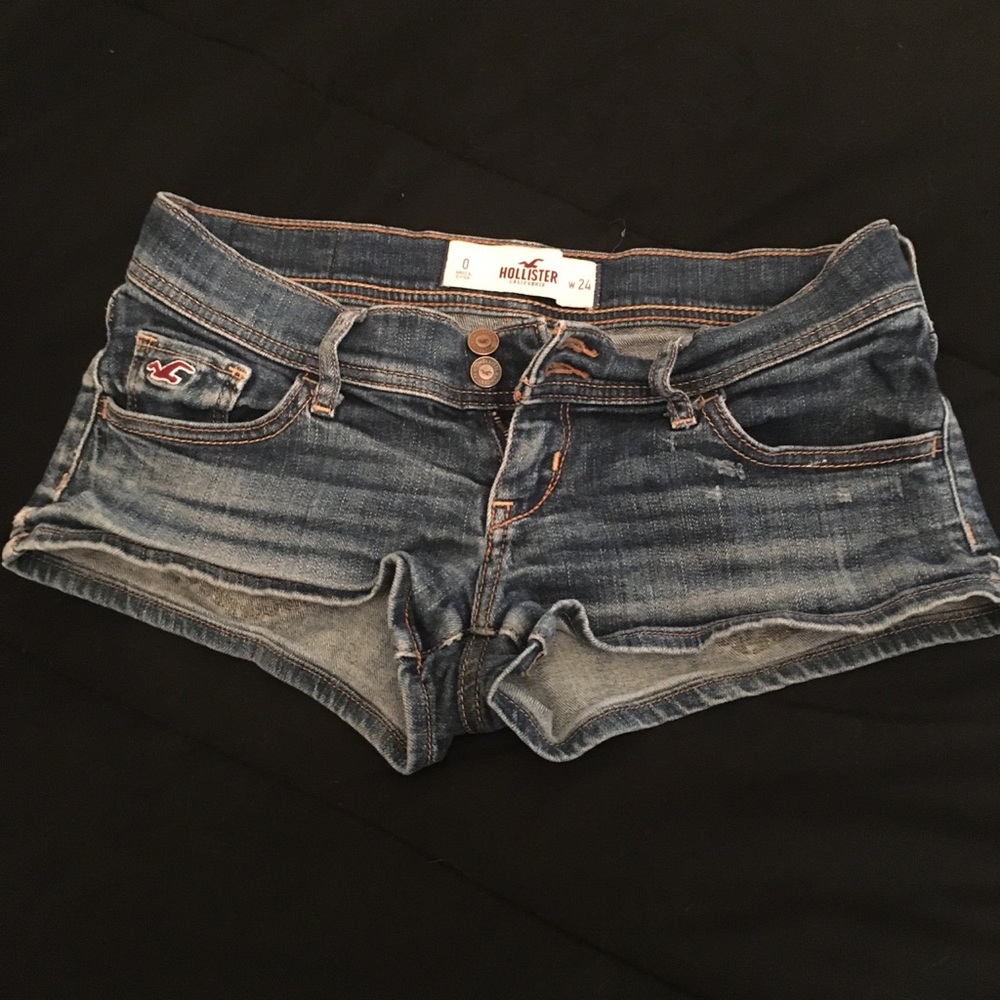 Hollister short