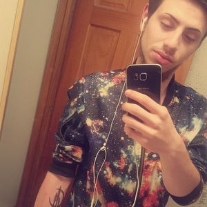 Meet your Posher, Evan