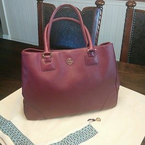 Tory Burch Robinson Tote