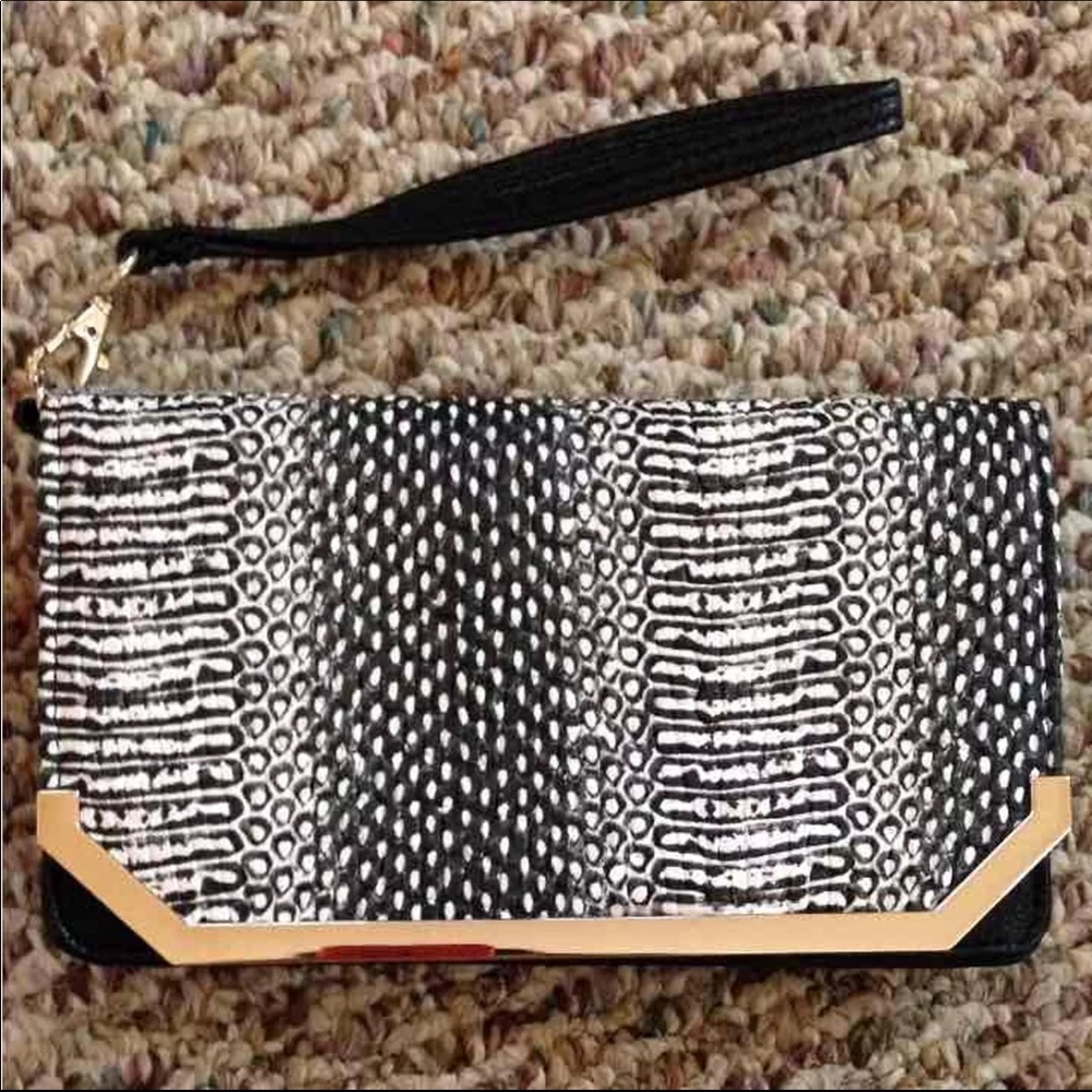 BRAND NEW Nine West Wristlet Wallet