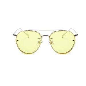 Yellow lense aviators